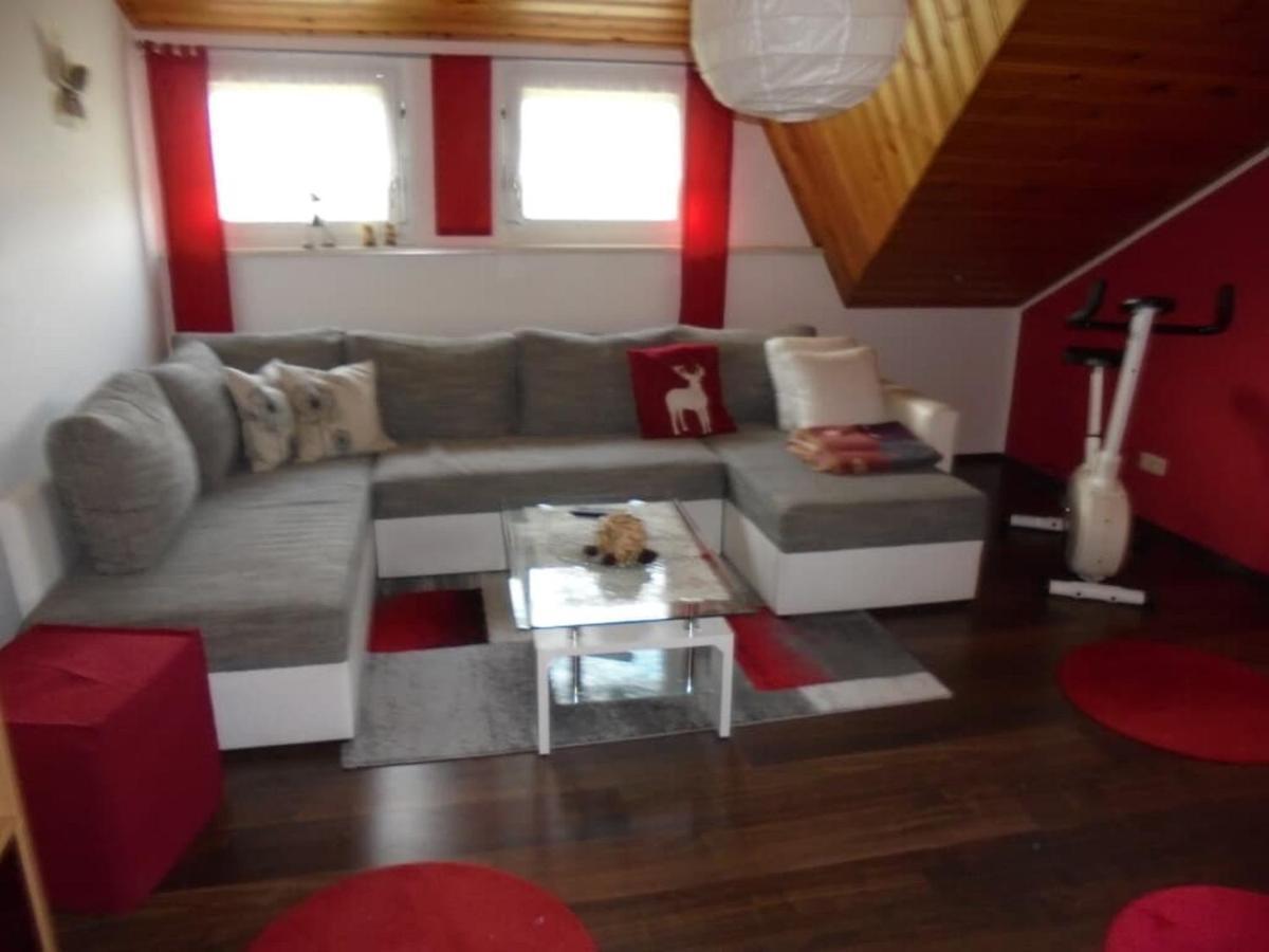 Ferienwohnung Haus Monika Roetz Екстер'єр фото